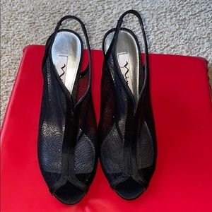 👠☑NWT Mei Mesh Bootie size 6.5 by Nina